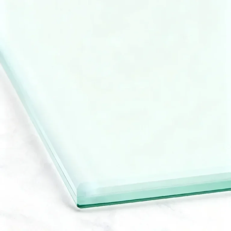 10.38mm translucent laminate glass panel – edge close-up