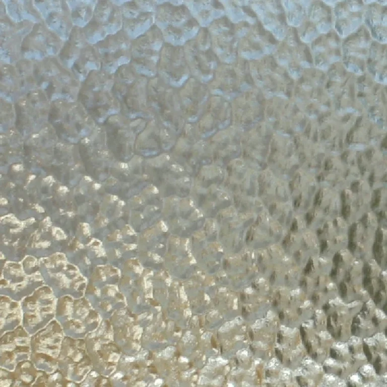4mm cathedral patterned glass panel – edge close-up